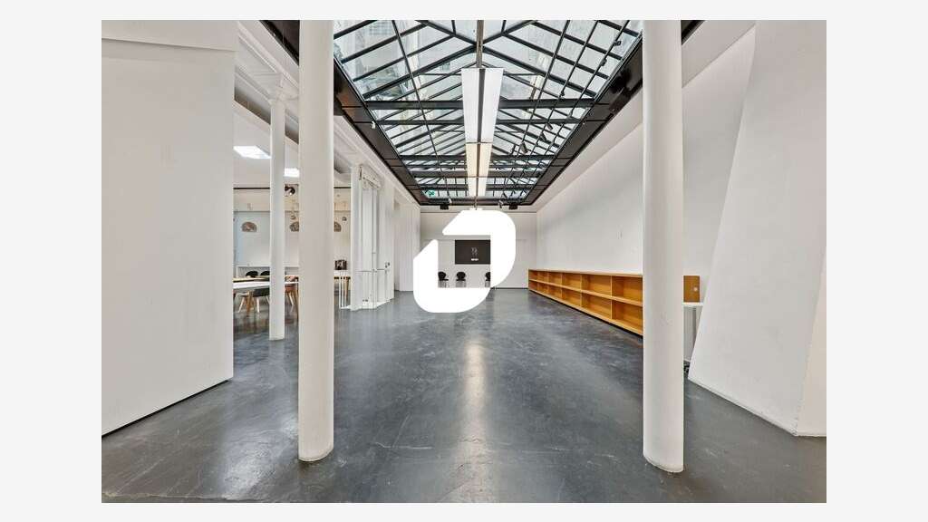 A louer Local commercial 560m² Paris