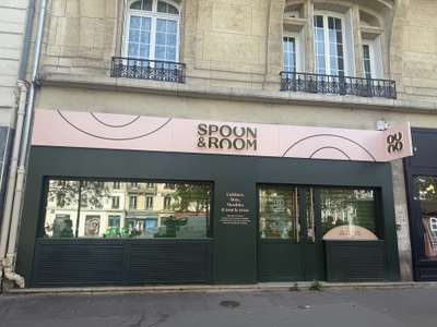Location pure local 168m² Paris 3e Bdv du Temple