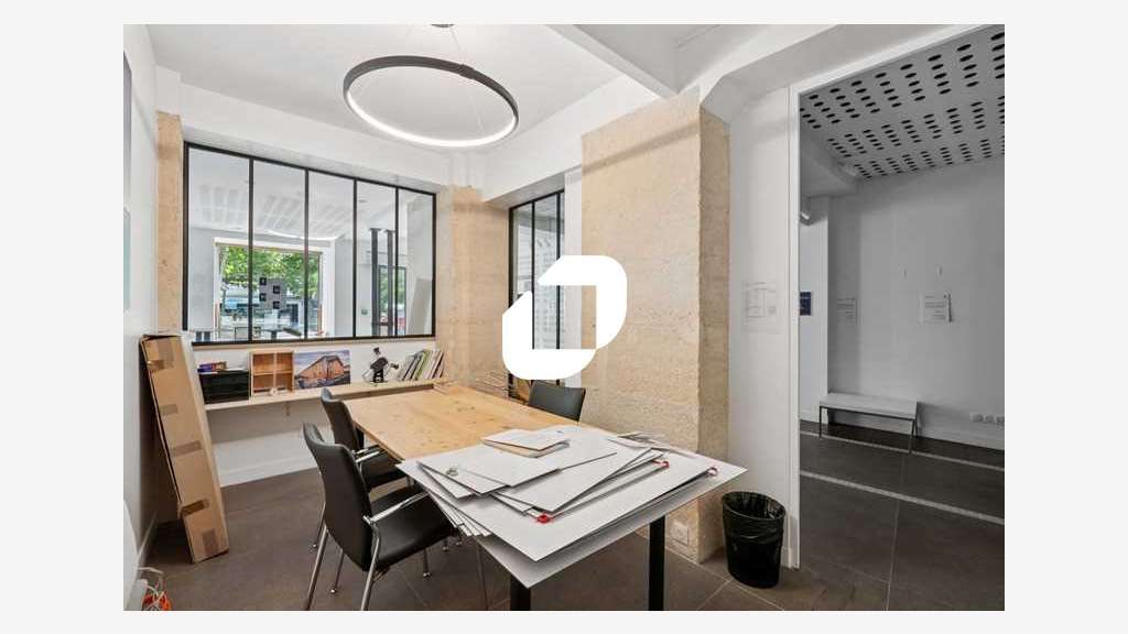 A louer Local commercial 96m² Paris