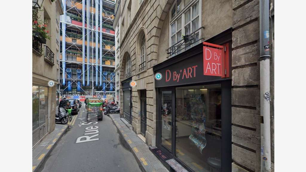 Local commercial de 14m² à louer à Paris 04 Marais