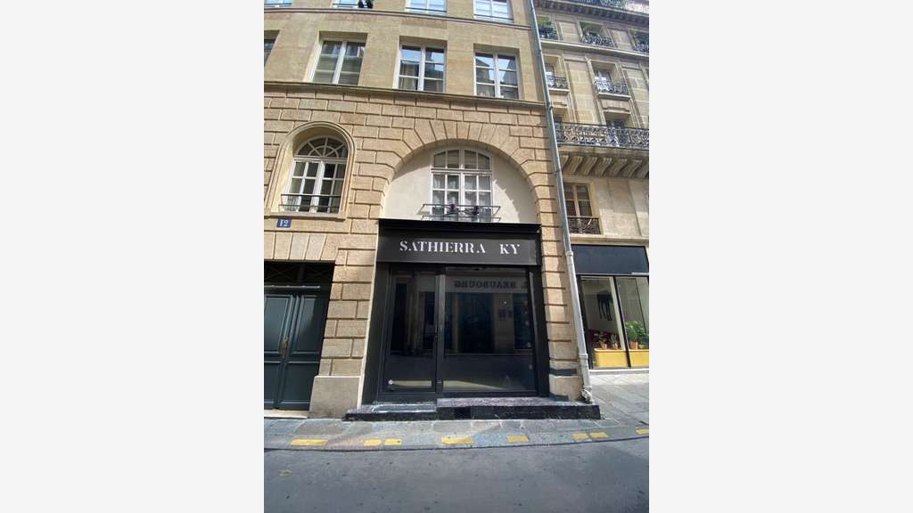 Local commercial de 14m² à louer à Paris 04 Marais