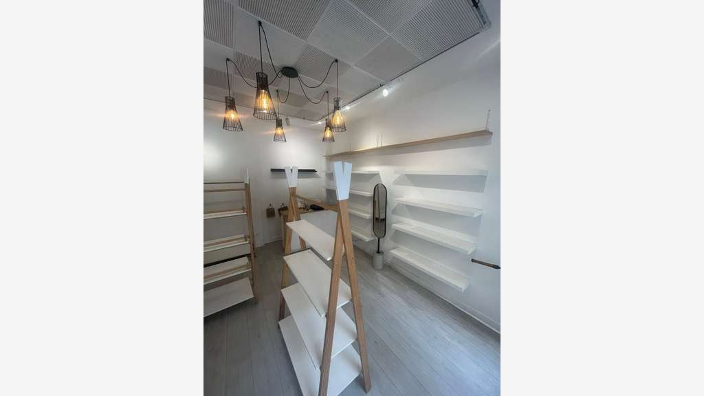 Location boutique 35m² secteur Bastille Paris 4e