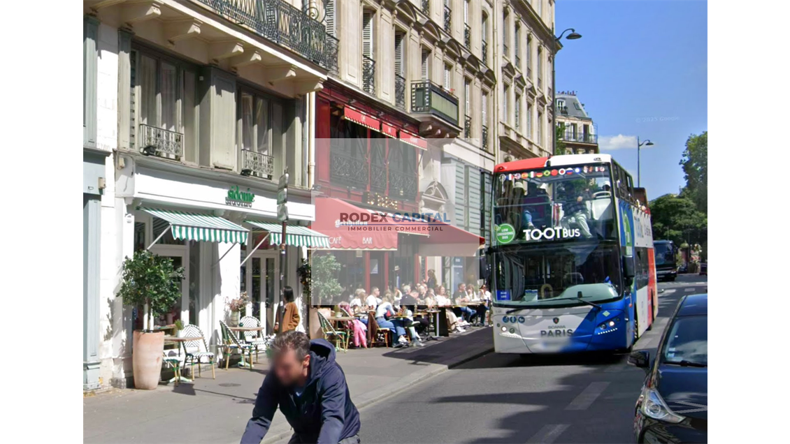 A louer local 114m² Rue des Ecoles à Paris 5e