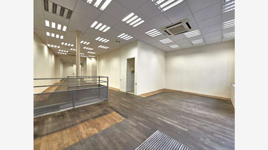 Location pure 130m² Bd St Germain 75005 Paris