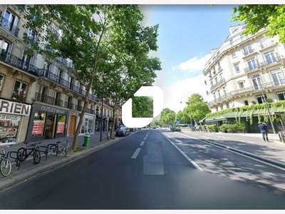 A louer Local commercial 124m² Paris