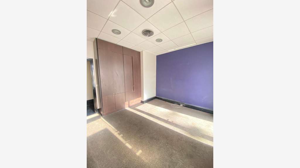 À LOUER – LOCAL COMMERCIAL 27,5 m² – PARIS 5e – EM