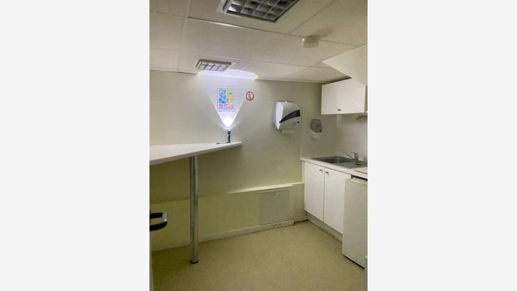 À LOUER – LOCAL COMMERCIAL 27,5 m² – PARIS 5e – EM