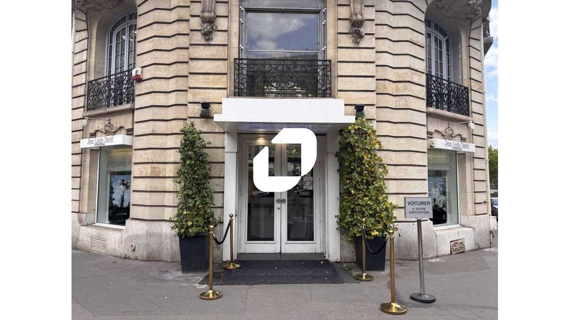 A louer Local commercial 373m² Paris