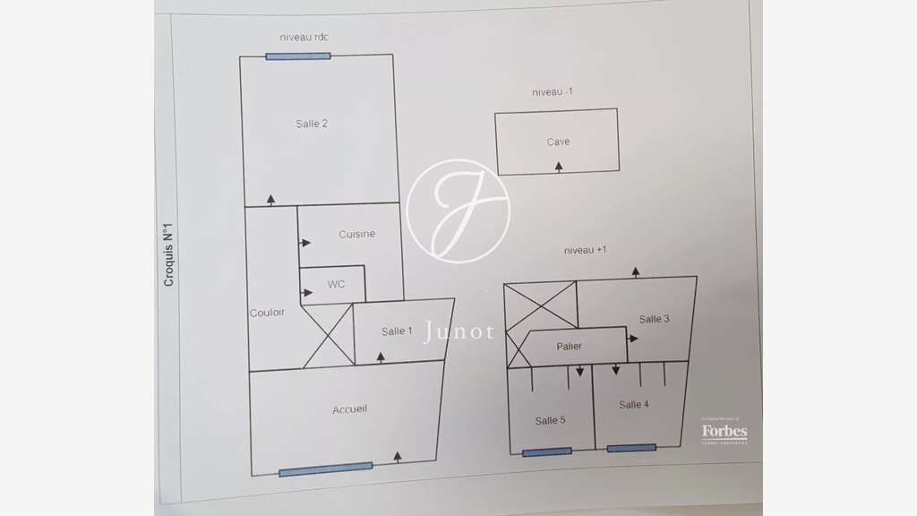 Exclusivité local 57m² à céder Paris 7e rue du Bac