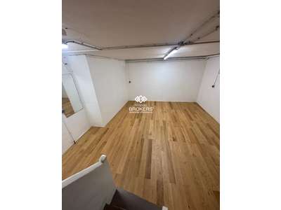 Location Locaux commerciaux - Boutiques à Paris 8e