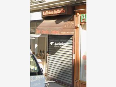 A louer magnifique local 25m² empl N°1 Paris 8e