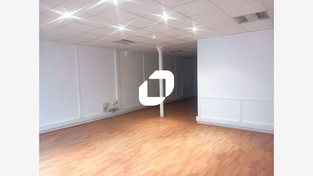 A louer Local commercial 66m² Paris