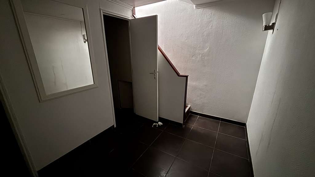 Local 24m² à louer Paris 9e Trudaine / Maubeuge