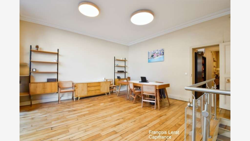 Local cial 85m² à louer Paris 75009 rue Condorcet