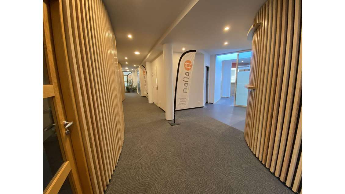 A louer bureau 17.65m² proche accès autoroute Pau