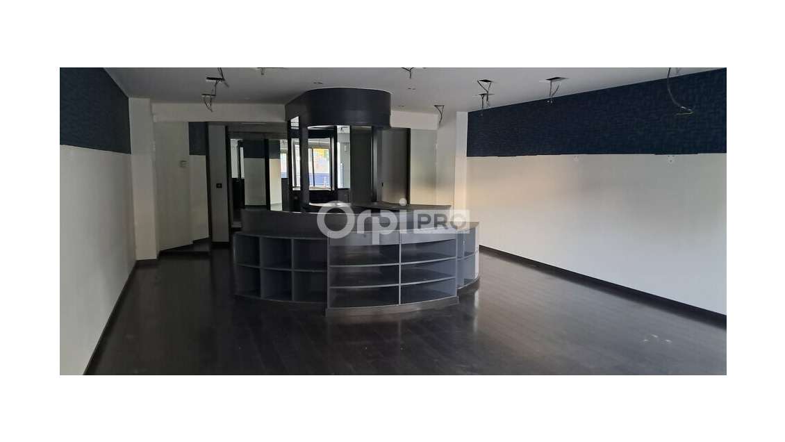 Loue local commercial 100m² emplacement 1 bis Pau