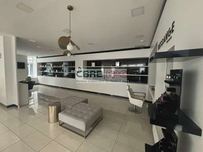 Location local 310m² centre-ville de Pau Bosquet