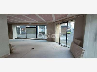 A louer bureau commerce de 80m² à Pau Centre