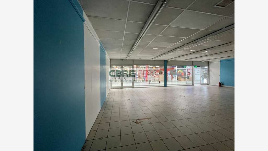 Location cellule commerciale 72m² Pau Université