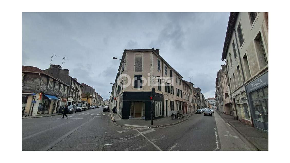 Exclusivité Orpi Pro - Local de 62 m²