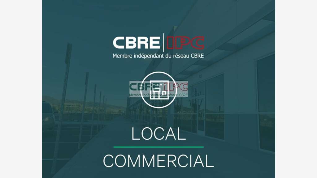 Location cellule commerciale 76m² Pau C.C. Kennedy