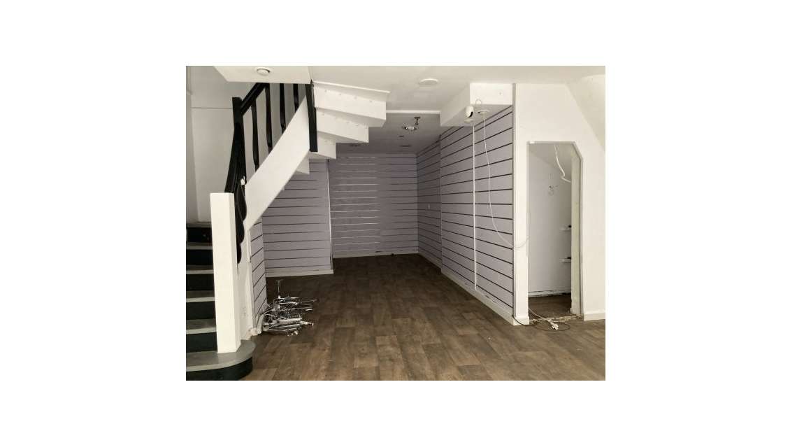 A louer murs commerciaux 90m² à Perpignan centre 