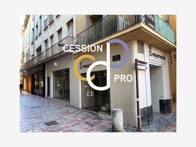 A louer local commercial 230m² à Perpignan centre