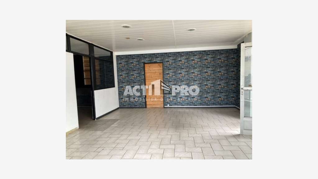 À louer local commercial 50 m² à Perpignan
