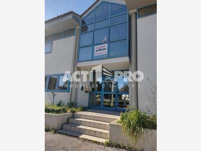 A louer bureaux 250m² R+1 à Perpignan Université