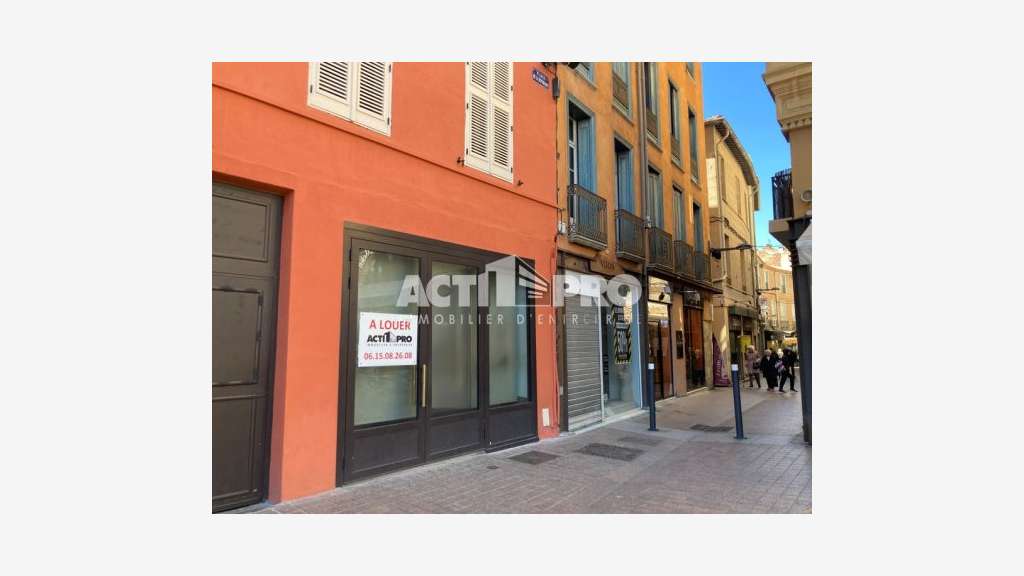A louer murs commerciaux 150m² Pyrénées Orientales