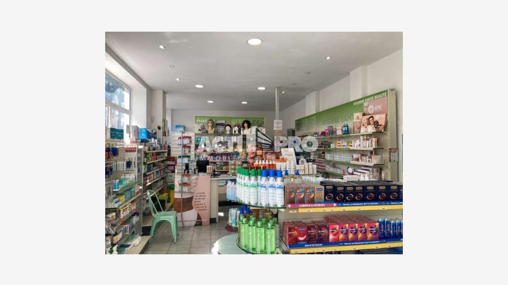 À louer local commercial 64m² à Perpignan