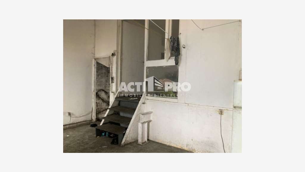 À louer local d'activité 81m² sur Perpignan