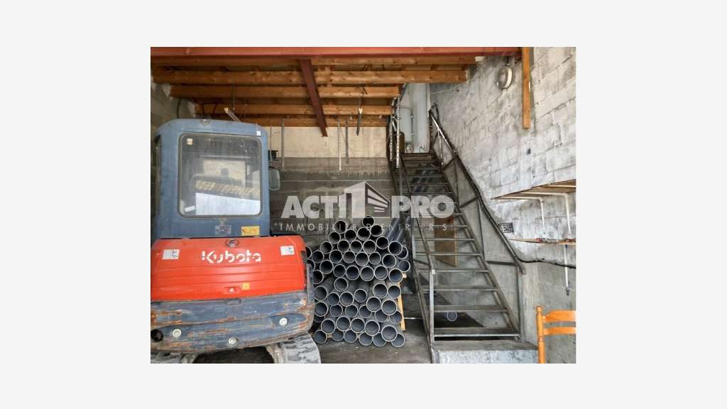 À louer local d'activité 81m² sur Perpignan