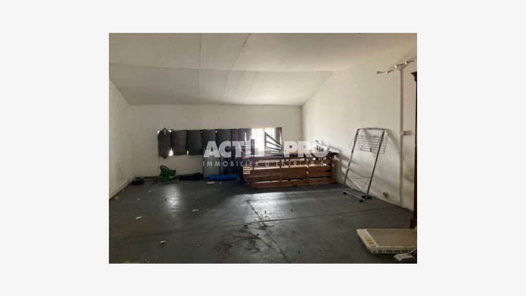 À louer local d'activité 81m² sur Perpignan