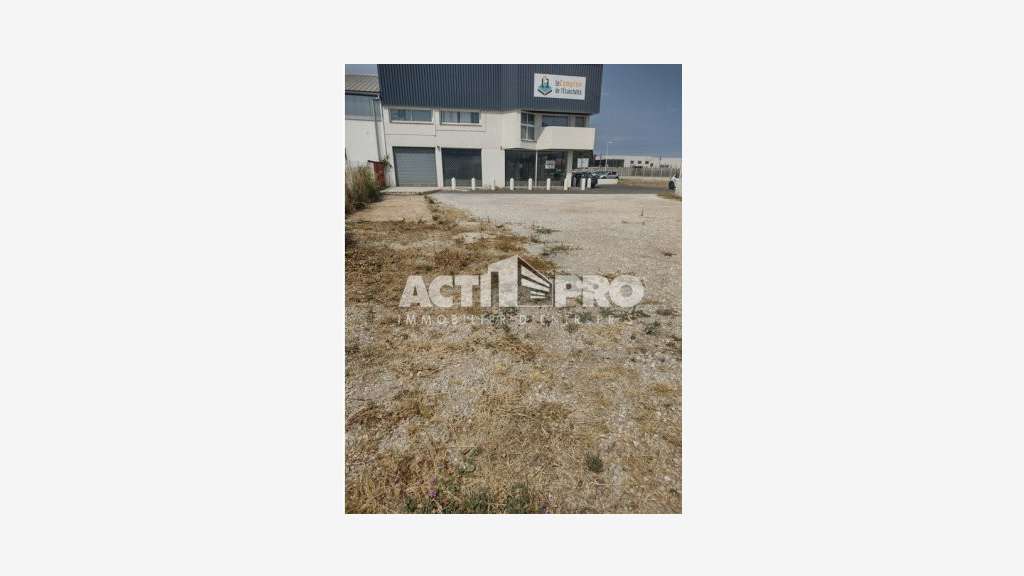 A louer murs commerciaux 180m² Pyrénées Orientales