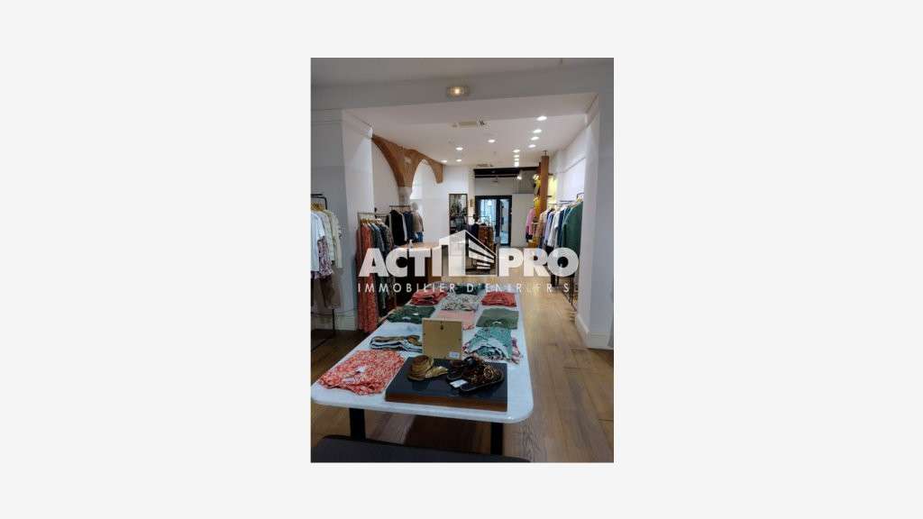 A louer murs commerciaux centre ancien Perpignan