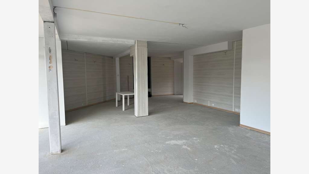 A louer local commercial 90m² empl N°1 Ploumanac'h
