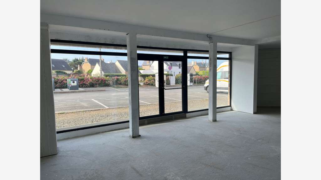 A louer local commercial 90m² empl N°1 Ploumanac'h