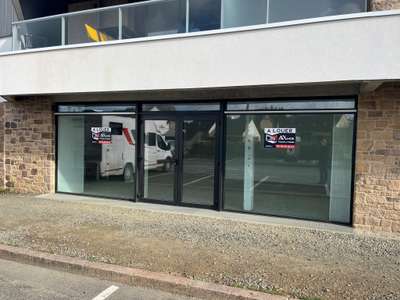 A louer local commercial 90m² empl N°1 Ploumanac'h