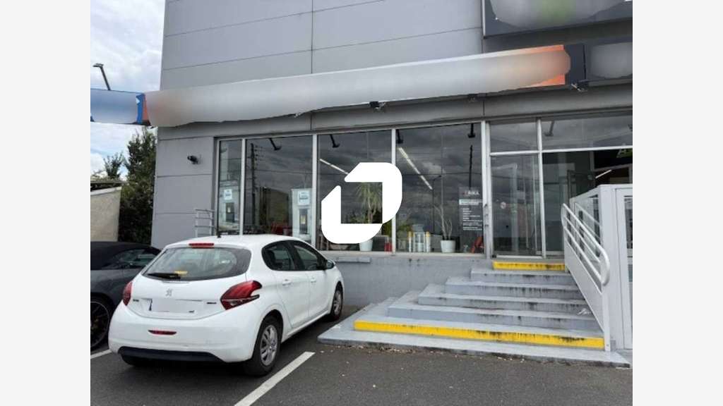 A louer Local commercial 270m² Pierrelaye