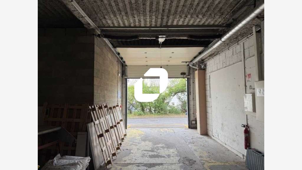 A louer Local commercial 270m² Pierrelaye