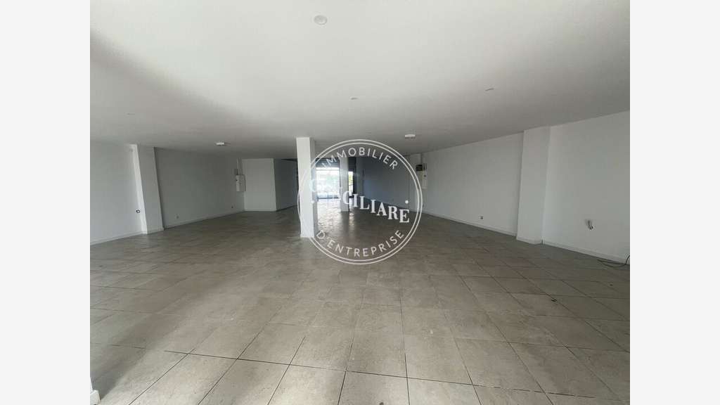 Local commercial 280m² à louer Plaisance-du-Touch