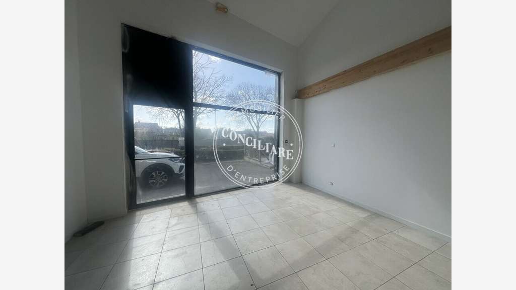 Local commercial 280m² à louer Plaisance-du-Touch