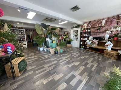 Location Locaux commerciaux - Boutiques à Plan-de-Cuques