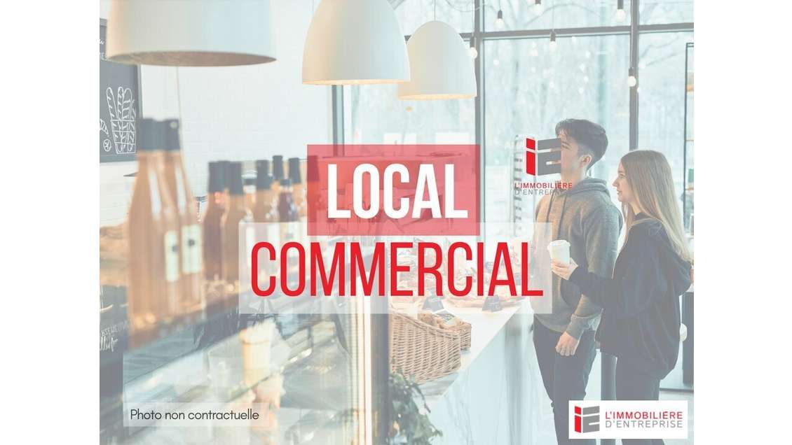 Local commercial 1100m² à louer en ZA à Plérin 