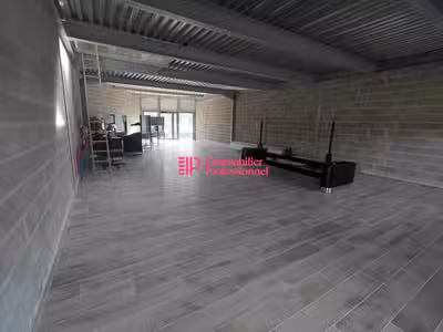 A louer local commercial de 170m² à Pleuven