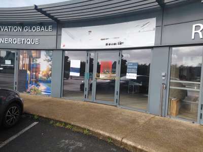 A louer local 135m² empl stratégique à Pleuven 