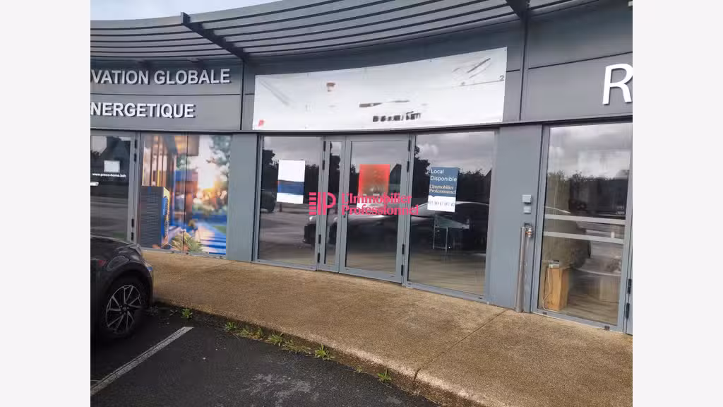 A louer local 135m² empl stratégique à Pleuven 