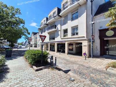 À LOUER - LOCAL COMMERCIAL 55 m² - PLOEMEUR