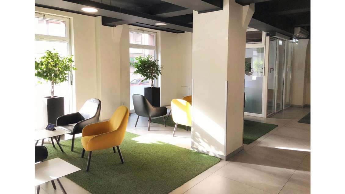 Local commercial 513m² à louer à Vannes Ouest